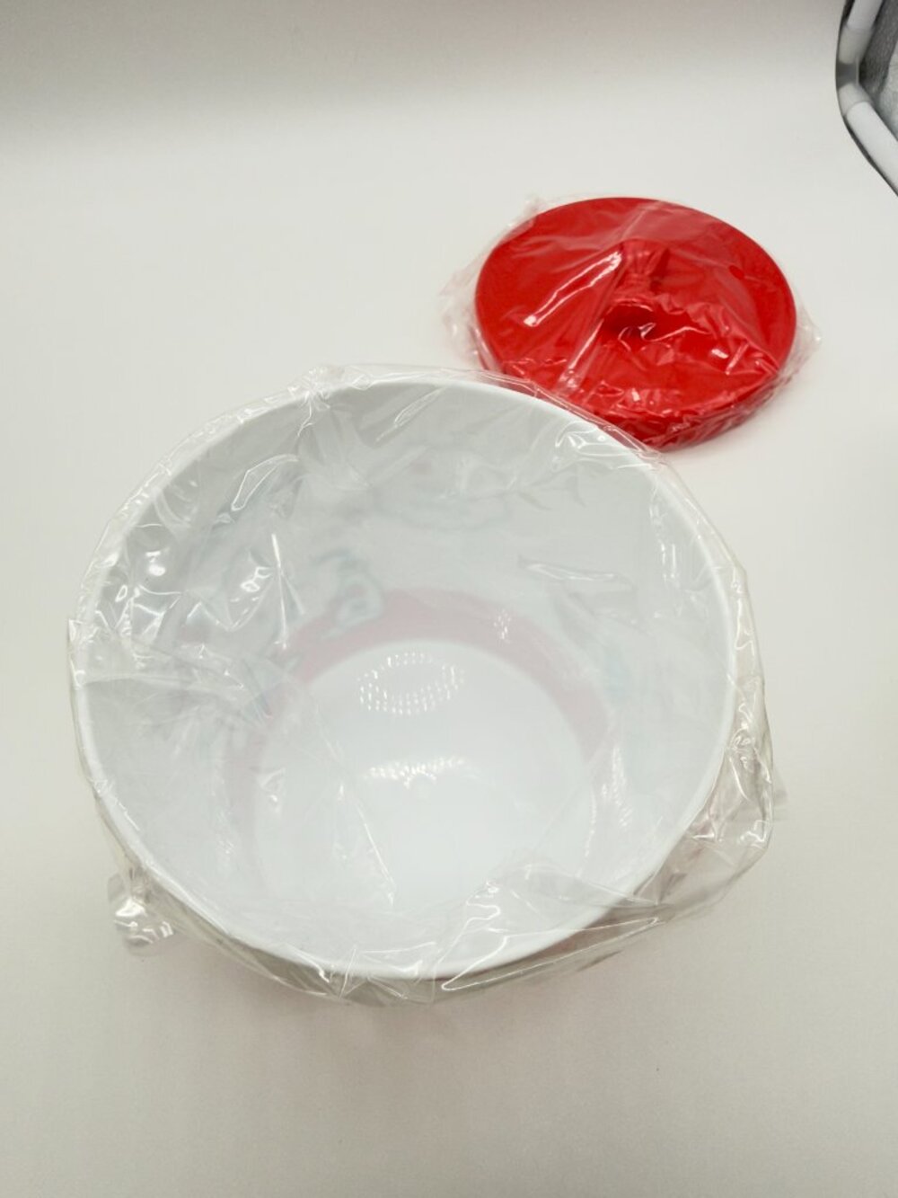 SANRIO Hello Kitty Red Ribbon Box - Picture 8 of 9